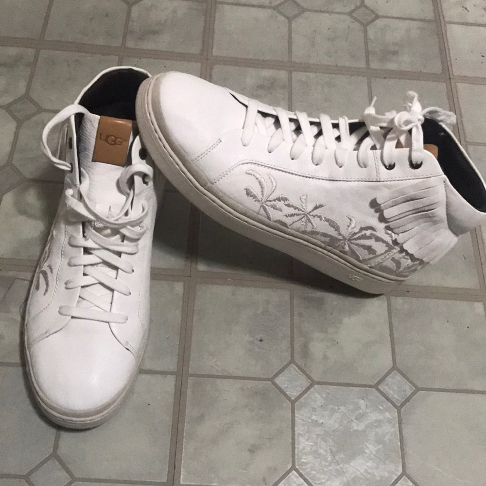 NWOT! UGG men's sneakers size 12